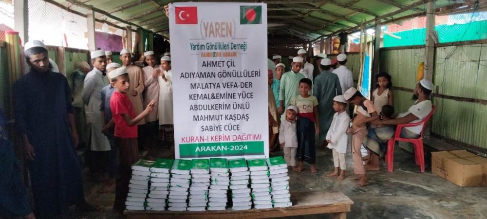 ARAKAN -BANGLADEŞ de Kur'an ı Kerim Dağıtımı ve Sıcak Yemek İkramı Gerçekleştirdik