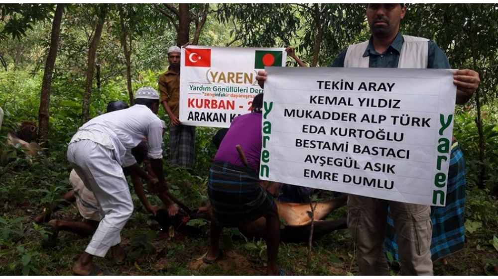 Arakan Kamplarında Kurbanlar Kesiliyor